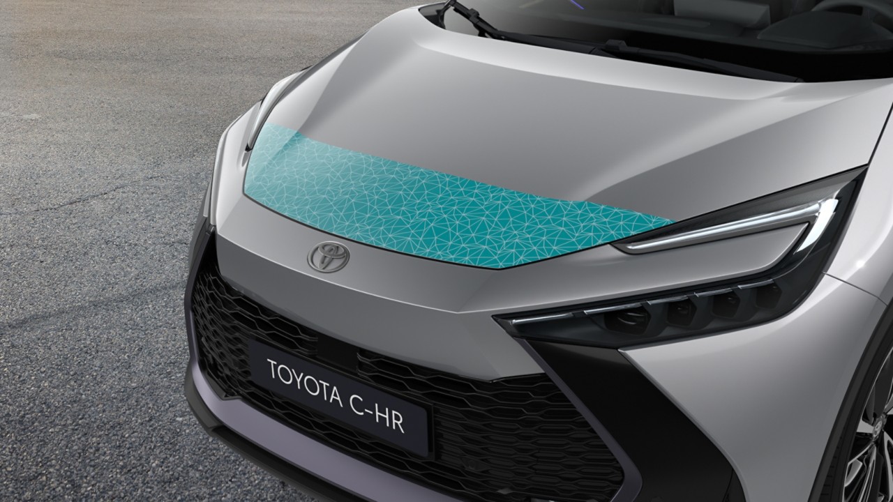 Toyota C-HR ön görünümünde uygulanmış boya koruma filmi